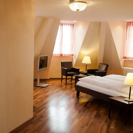 Schweizerhof 3*