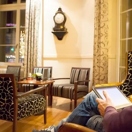 Schweizerhof Hotel 3*
