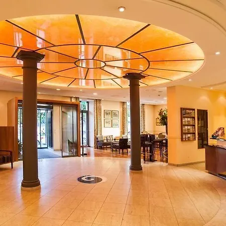 Hotel Schweizerhof 3*